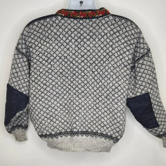 Vintage Volund Norway Thick Wool Sweater (M)